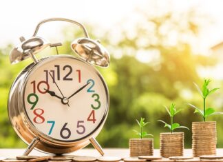 Jakie cechy powinna spełniać informacja wykorzystywana w procesie zarządzania ryzykiem w banku BIK?