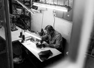 Czym zajmuje się manager handlowy?