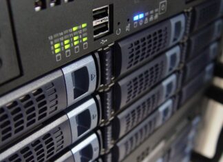 Czym się różnią serwery tower rack i blade?