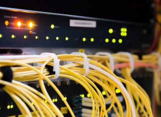 Co to jest router w komputerze?